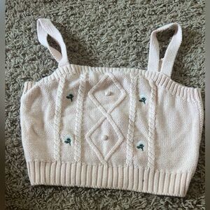 Small target crop top